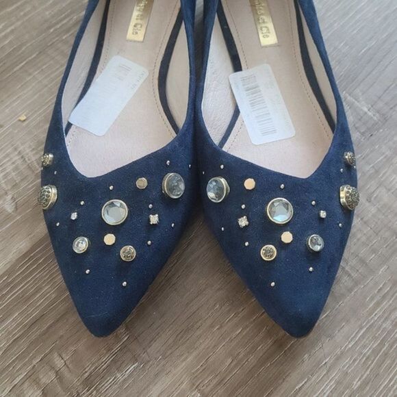 Louise et Cie 'Lo Alwick' Suede‎ Flats with Rhinestones & Studs - Picture 1 of 7